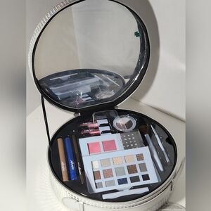 BNIB Ulta Beauty JoyBright Beauty Box Disco Dreams *Viral Sensation*